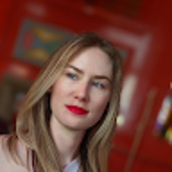 Meet your Posher, Christina - Picture 1 of 1